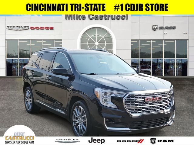 2022 GMC Terrain Denali's photo