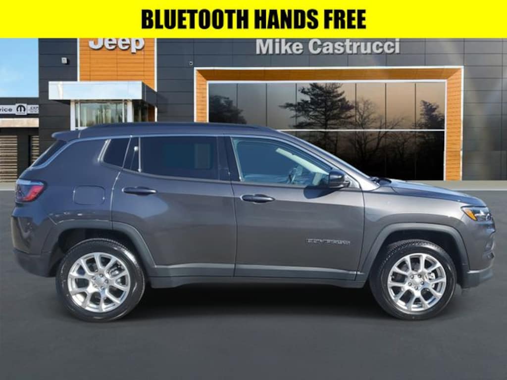 Certified 2022 Jeep Compass Latitude Lux SUV