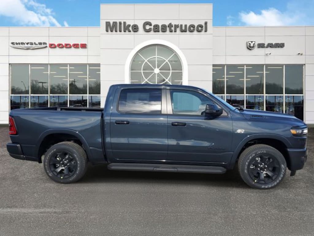 New 2026 Ram 1500 BIG HORN CREW CAB 4X4 5'7 BOX Pickup