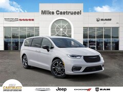 2026 Chrysler Pacifica SELECT AWD Passenger Van
