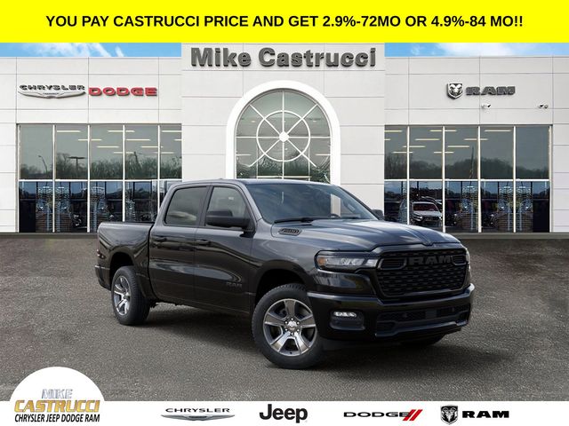 2026 Ram 1500 EXPRESS CREW CAB 4X4 5'7 BOX