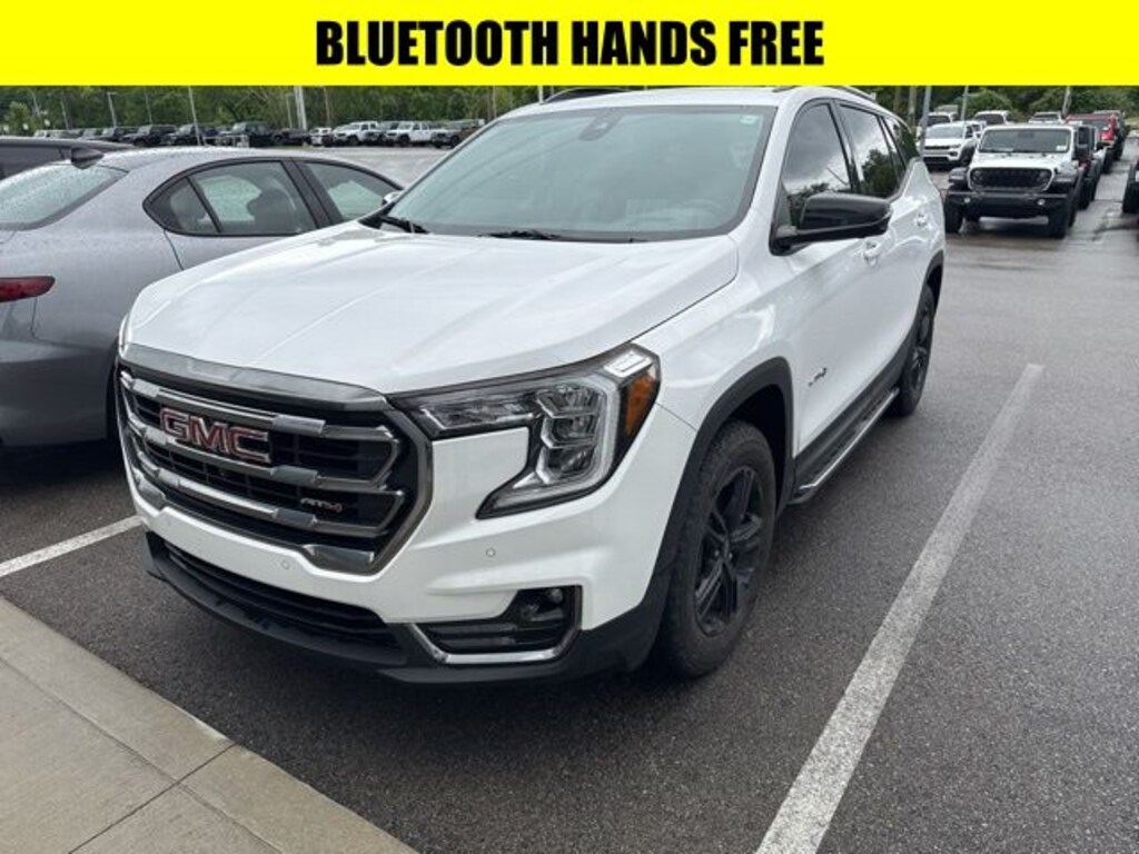 Used 2022 GMC Terrain AT4 SUV