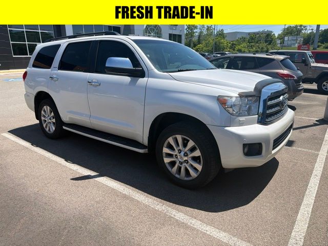 2017 Toyota Sequoia 5.7 Auto 4WD FFV Platinum's photo