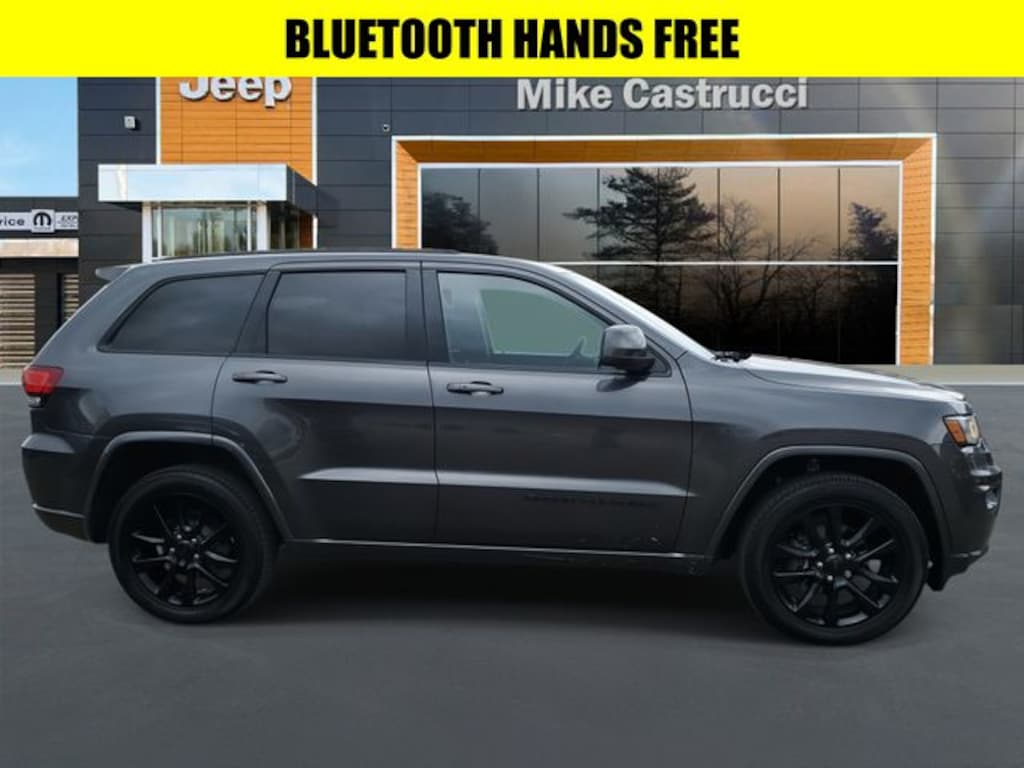 Used 2018 Jeep Grand Cherokee Altitude SUV