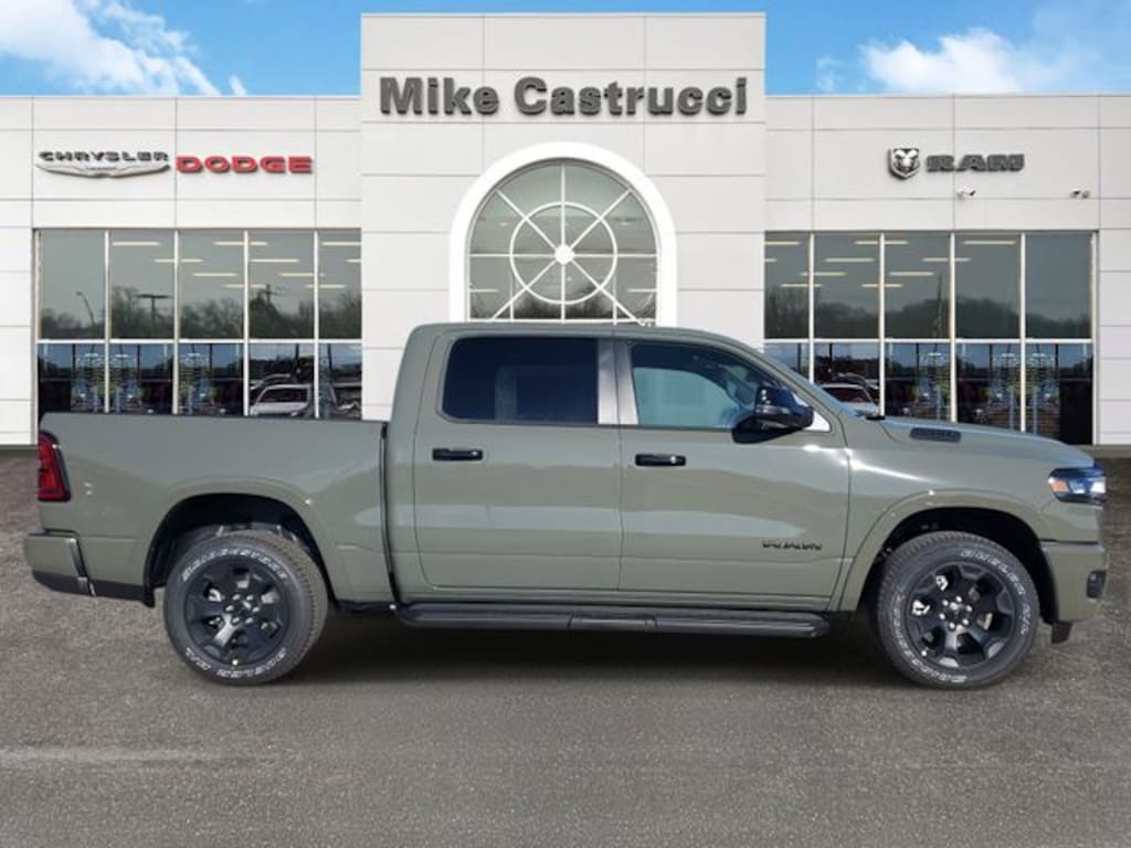 New 2026 Ram 1500 BIG HORN CREW CAB 4X4 5'7 BOX Pickup