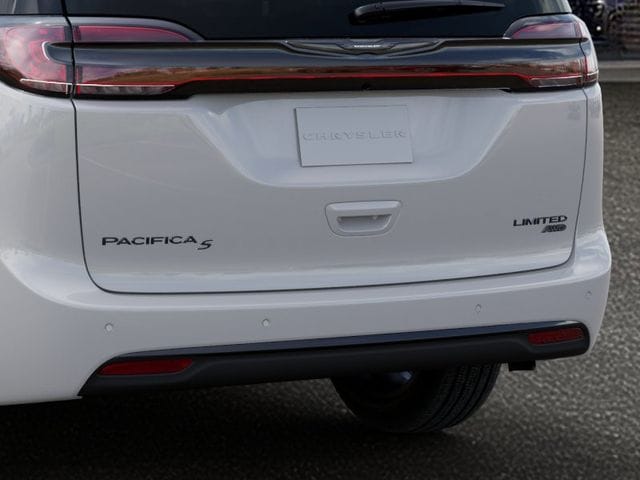 2026 Chrysler Pacifica Limited - Photo 13