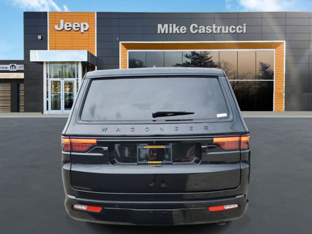 New 2025 Jeep Wagoneer OVERLAND 4X4 Sport Utility