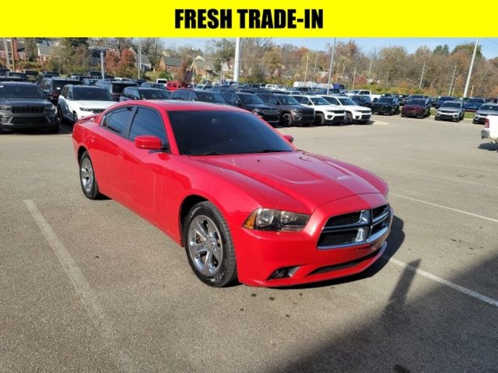 Used 2012 Dodge Charger SXT Sedan