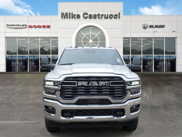 2025 Ram 2500 Tradesman photo 2