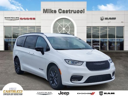 2025 Chrysler Pacifica SELECT Passenger Van