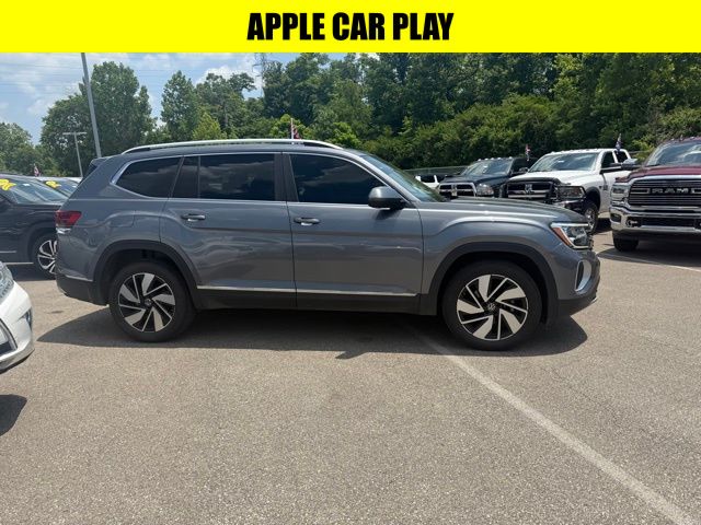 Used 2024 Volkswagen Atlas SEL with VIN 1V2BR2CA5RC508120 for sale in Cincinnati, OH