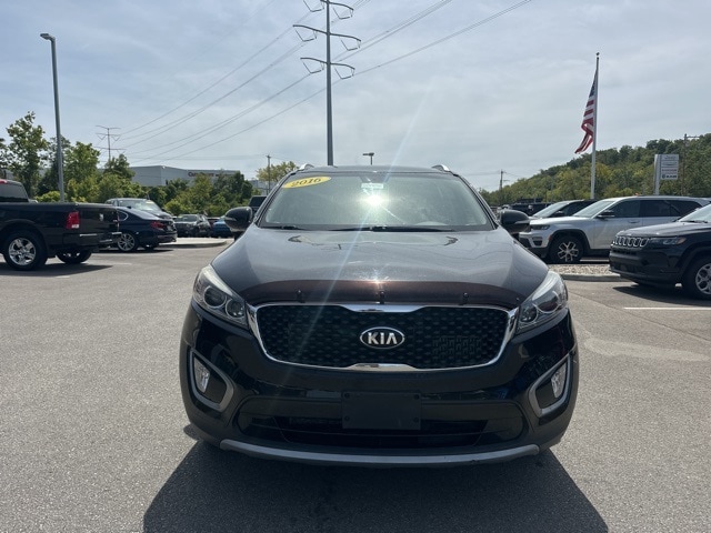 Used 2016 Kia Sorento EX with VIN 5XYPH4A17GG122753 for sale in Cincinnati, OH