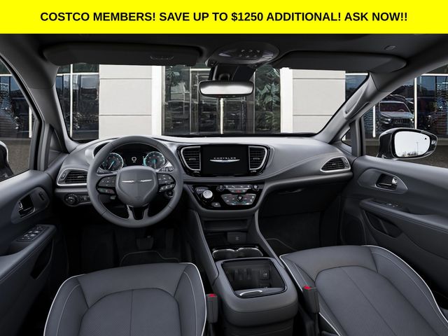2026 Chrysler Pacifica Limited - Photo 14