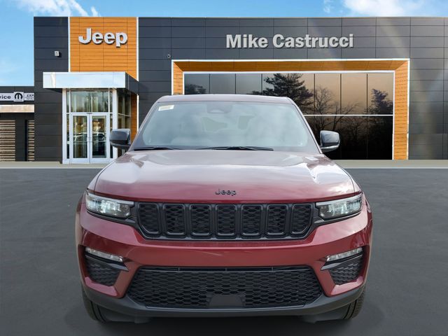 2025 Jeep Grand Cherokee Limited photo 2