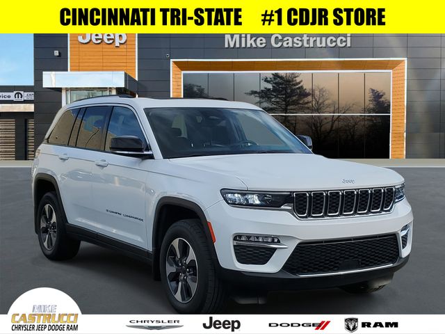 2022 Jeep Grand Cherokee 4xe's photo