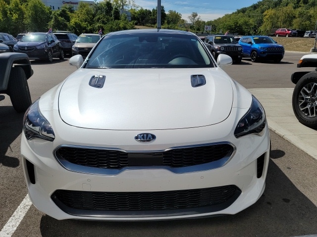 Used 2019 Kia Stinger Premium with VIN KNAE25LA2K6059582 for sale in Cincinnati, OH