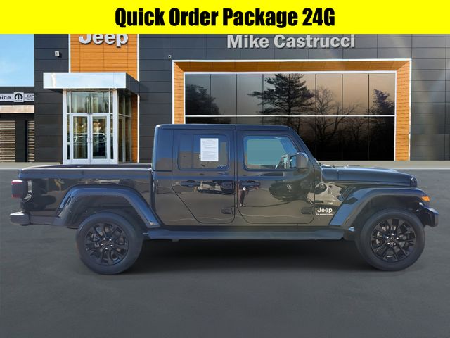 2022 Jeep Gladiator Overland photo 3