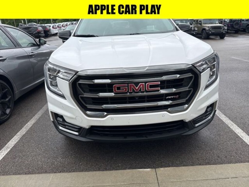 Used 2022 GMC Terrain AT4 SUV