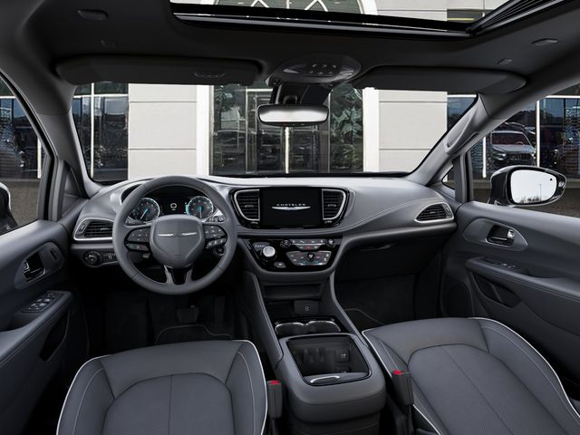 2026 Chrysler Pacifica Limited - Photo 14