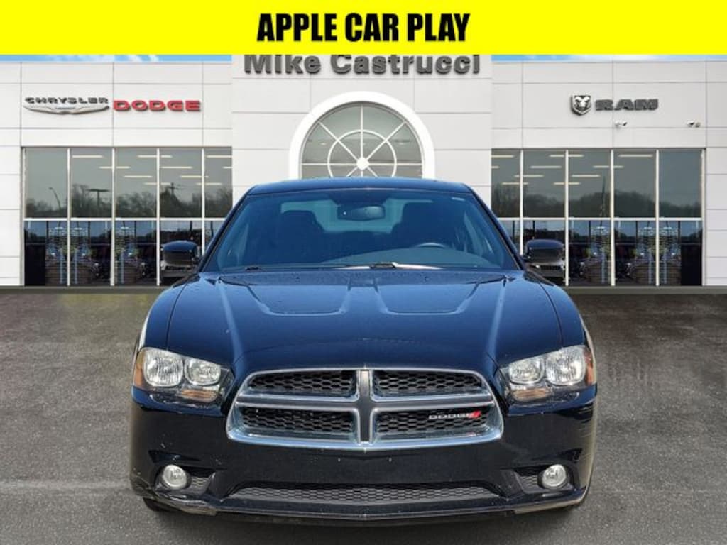 Used 2013 Dodge Charger SXT Sedan