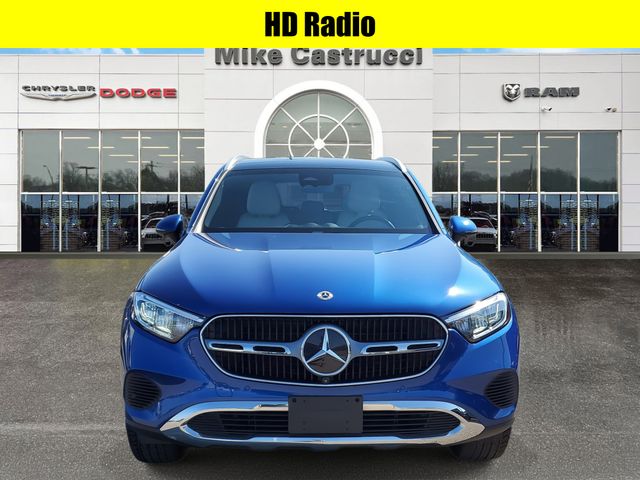 2024 Mercedes Benz GLC 300 photo 2