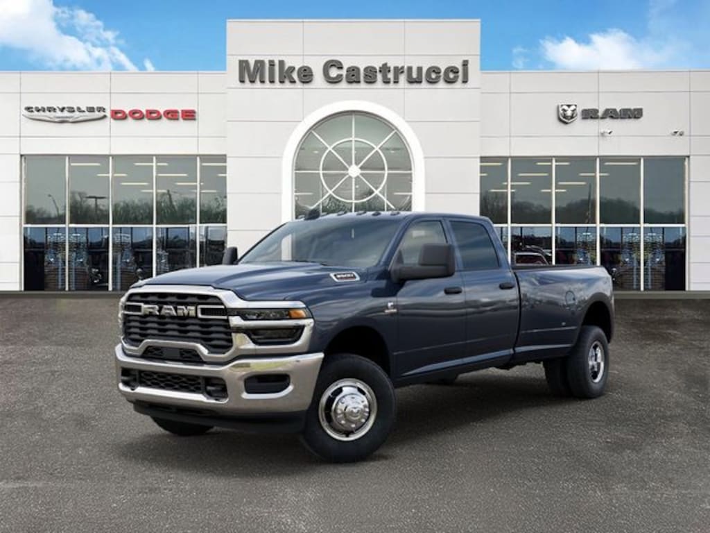 New 2026 Ram 3500 TRADESMAN CREW CAB 4X4 8' BOX Pickup