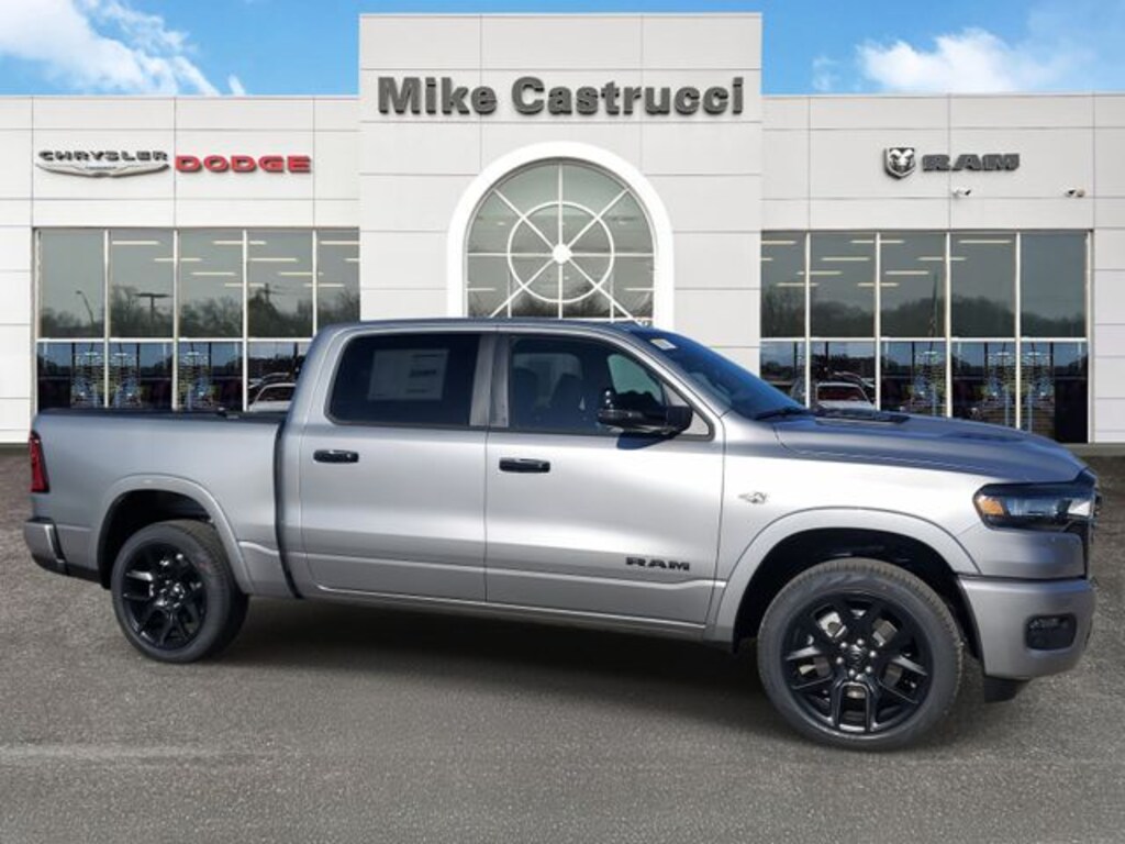 New 2026 Ram 1500 LARAMIE CREW CAB 4X4 5'7 BOX Pickup