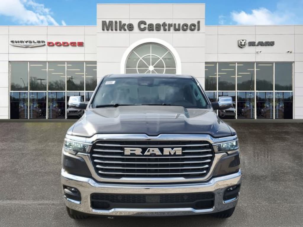 New 2026 Ram 1500 LARAMIE CREW CAB 4X4 5'7 BOX Pickup