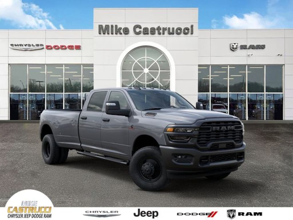 New 2026 Ram 3500 TRADESMAN CREW CAB 4X4 8' BOX Pickup