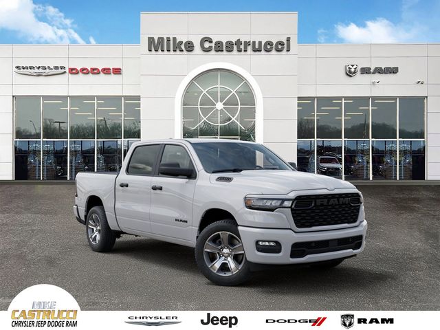 2026 Ram 1500 EXPRESS CREW CAB 4X4 5'7 BOX