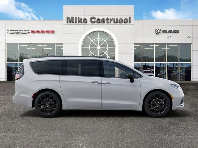 2026 Chrysler Pacifica Limited - Photo 21