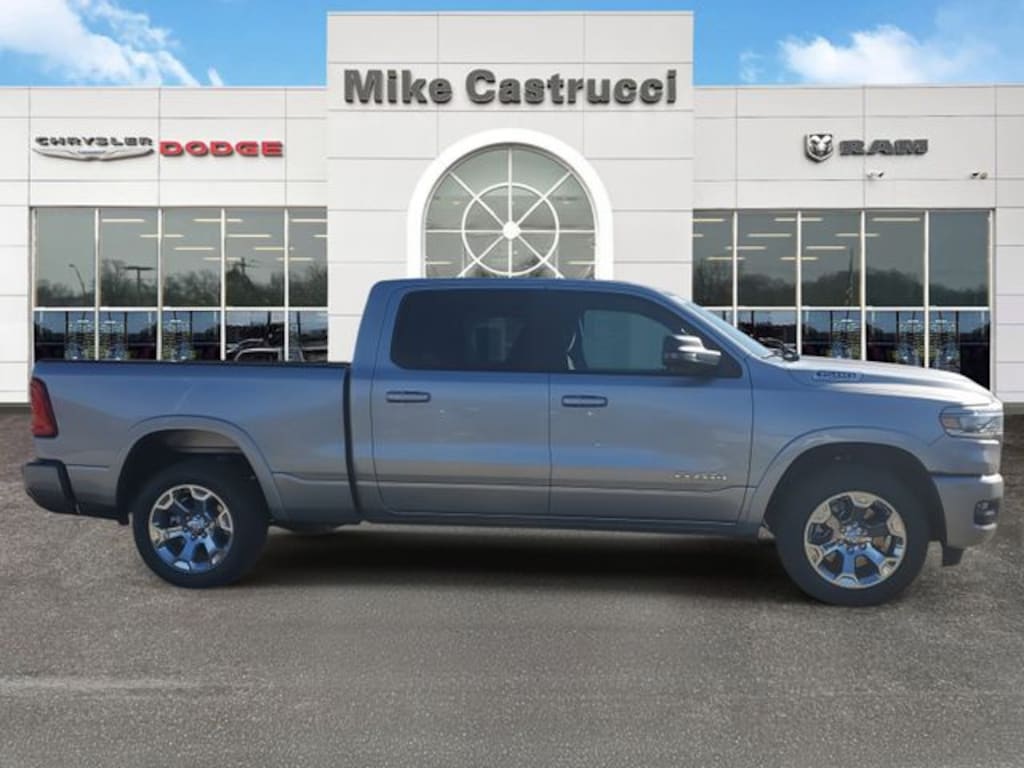 New 2026 Ram 1500 BIG HORN CREW CAB 4X4 6'4 BOX Pickup