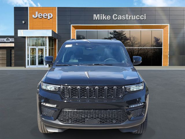 2025 Jeep Grand Cherokee Limited photo 2
