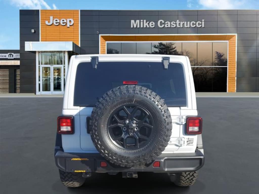 New 2026 Jeep Wrangler 4-DOOR WILLYS Sport Utility