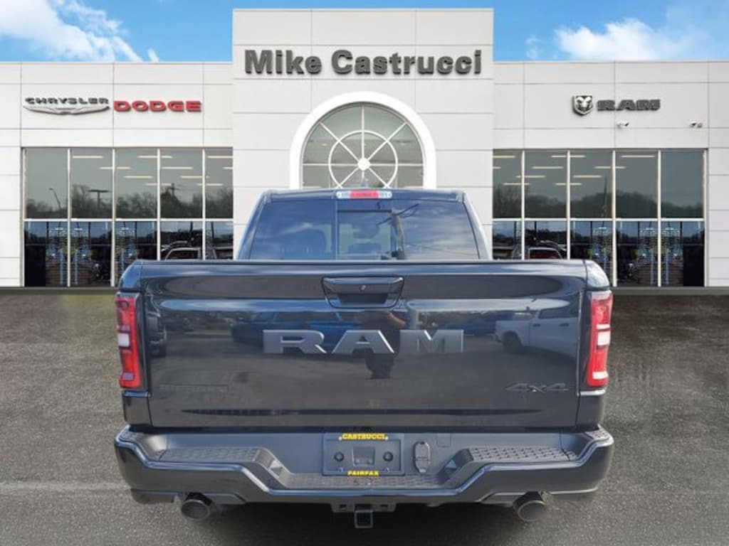 New 2026 Ram 1500 BIG HORN CREW CAB 4X4 5'7 BOX Pickup