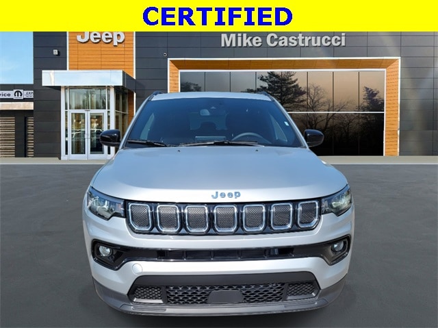 Certified 2024 Jeep Compass Latitude with VIN 3C4NJDBN3RT110852 for sale in Cincinnati, OH