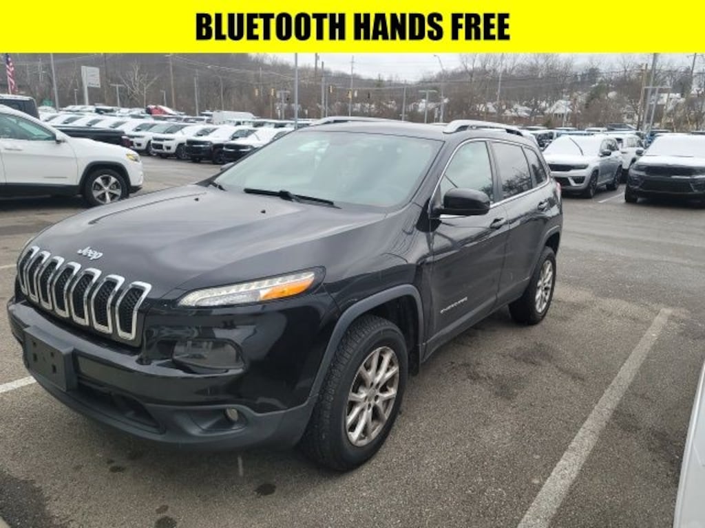 Used 2016 Jeep Cherokee Latitude SUV