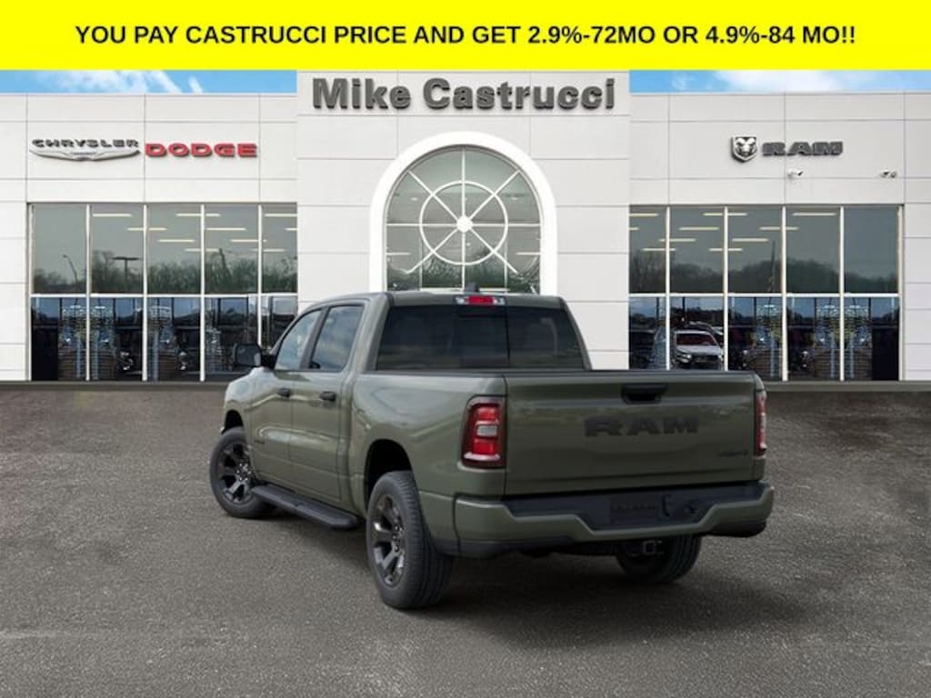 New 2026 Ram 1500 EXPRESS CREW CAB 4X4 5'7 BOX Pickup