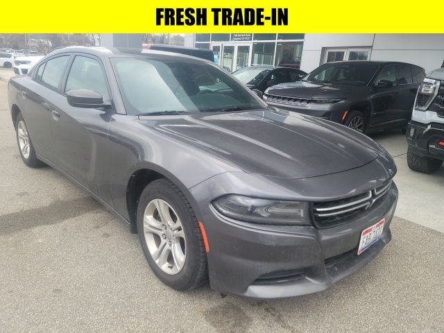 2015 Dodge Charger SE's photo