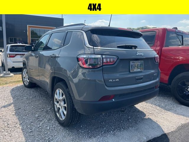 2023 Jeep Compass Latitude Lux Altitude photo 4