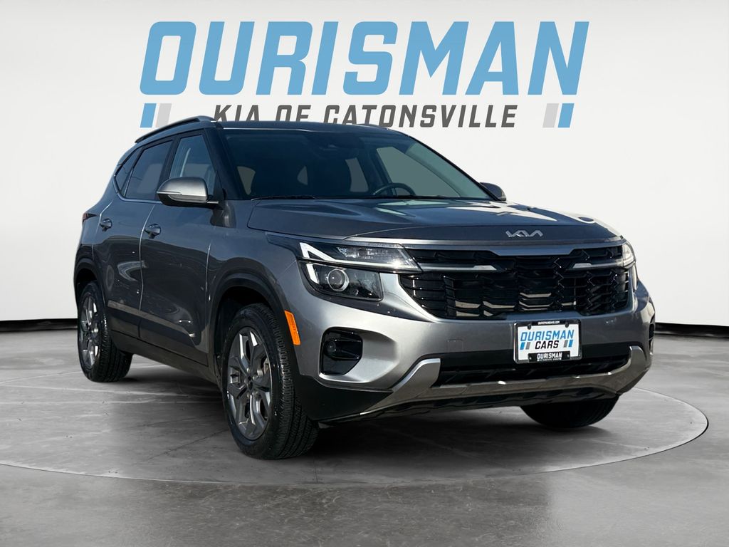 2024 Kia Seltos S's photo