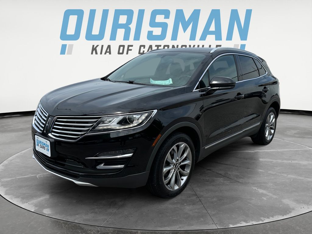 Used 2017 Lincoln MKC Select with VIN 5LMCJ2D91HUL71518 for sale in Woodlawn, MD