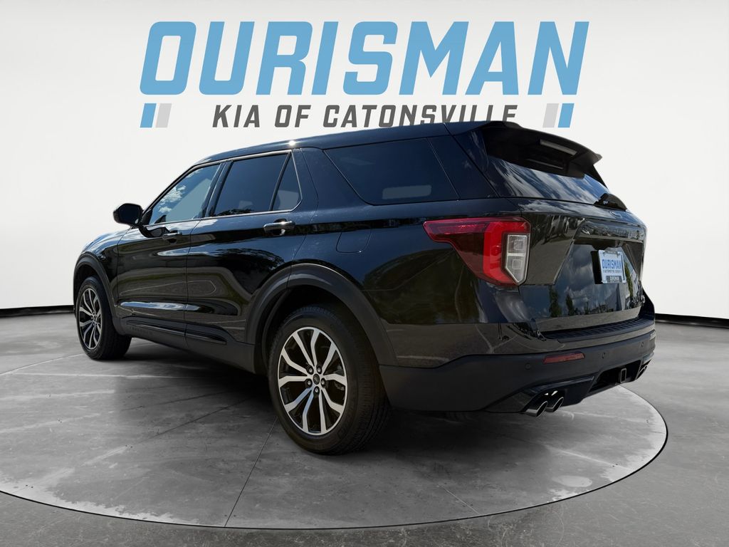 2022 Ford Explorer ST photo 4