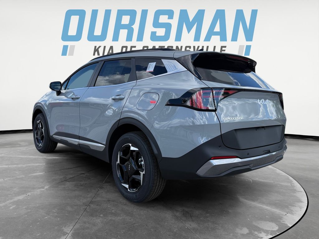2026 Kia Sportage EX photo 4