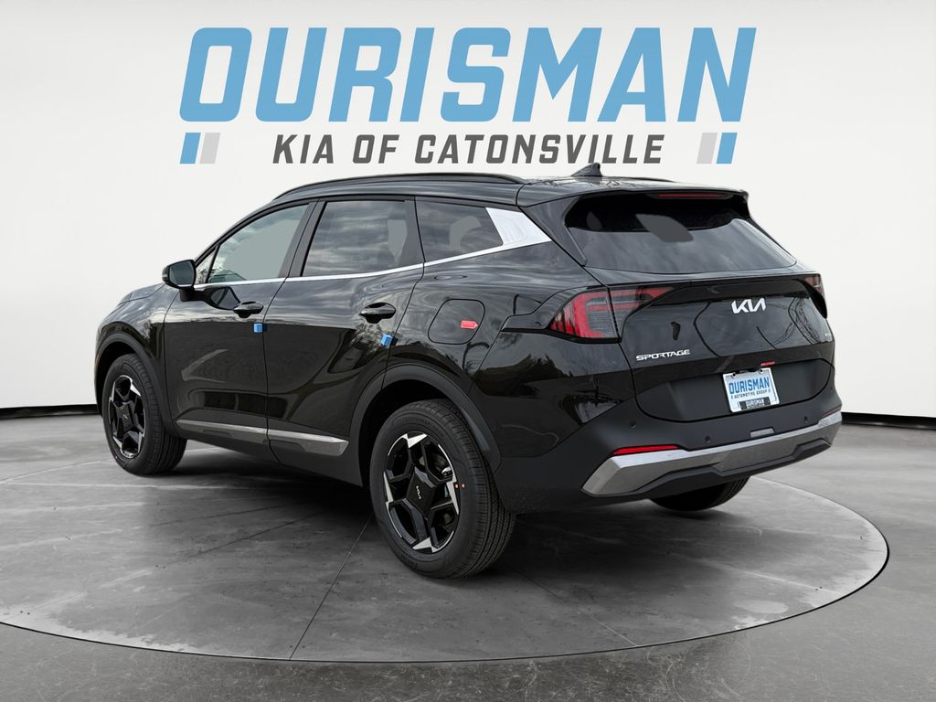 2026 Kia Sportage Hybrid EX photo 2