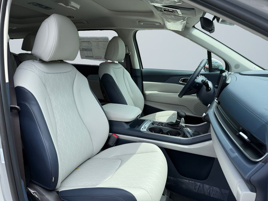 2026 Kia Carnival SX - Photo 15