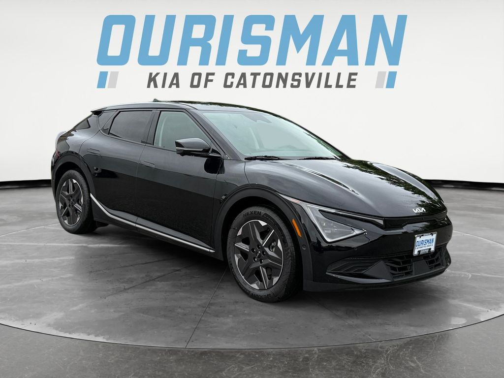 2025 Kia EV6 Light L/R's photo