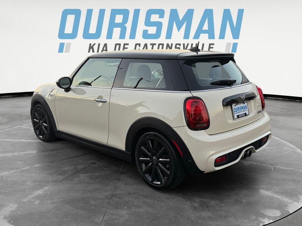 Used 2019 MINI Cooper S Signature Hatchback