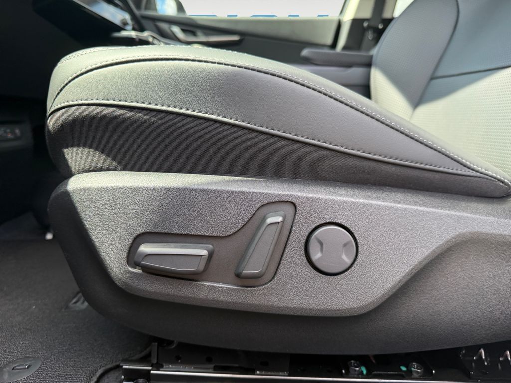 2025 Kia EV6 Wind - Photo 17