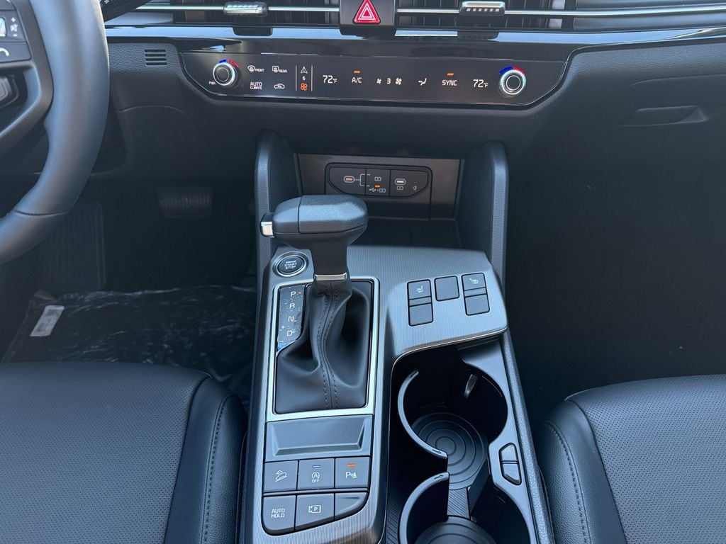 2026 Kia Sportage EX - Photo 11
